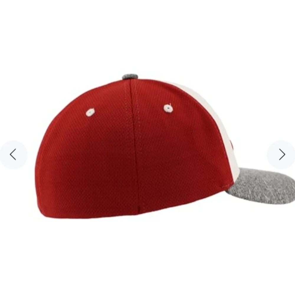 NWT Alabama Crimson Tide NCAA Zephyr Fitted Medium Hat Football Sports Red White